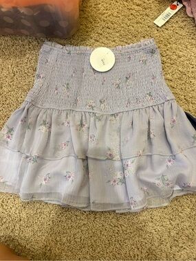 Boutique Skirt NWT Small Lilac Floral Tiered Smocked Skirt - Women's